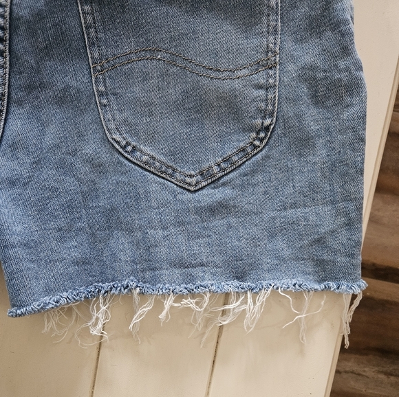 LEE Women's Blue Denim Shorts Size 14 - Picture 8 of 8